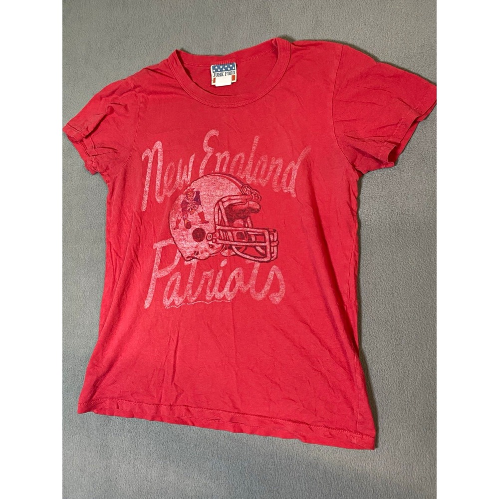 Junk Food New England Patriots NFL Football Red Graphic T-Shirt Size M low crop